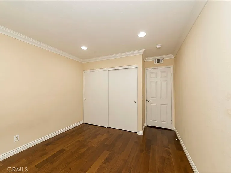424 Sand Cyn — Photo 25