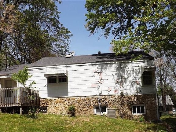 2nd image of 11823 E Roberts St