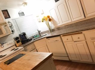 6695 Flanders Dr, Newark, CA 94560