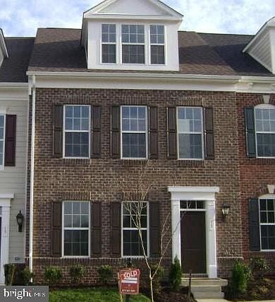 1st image of 17 Derby Dr
