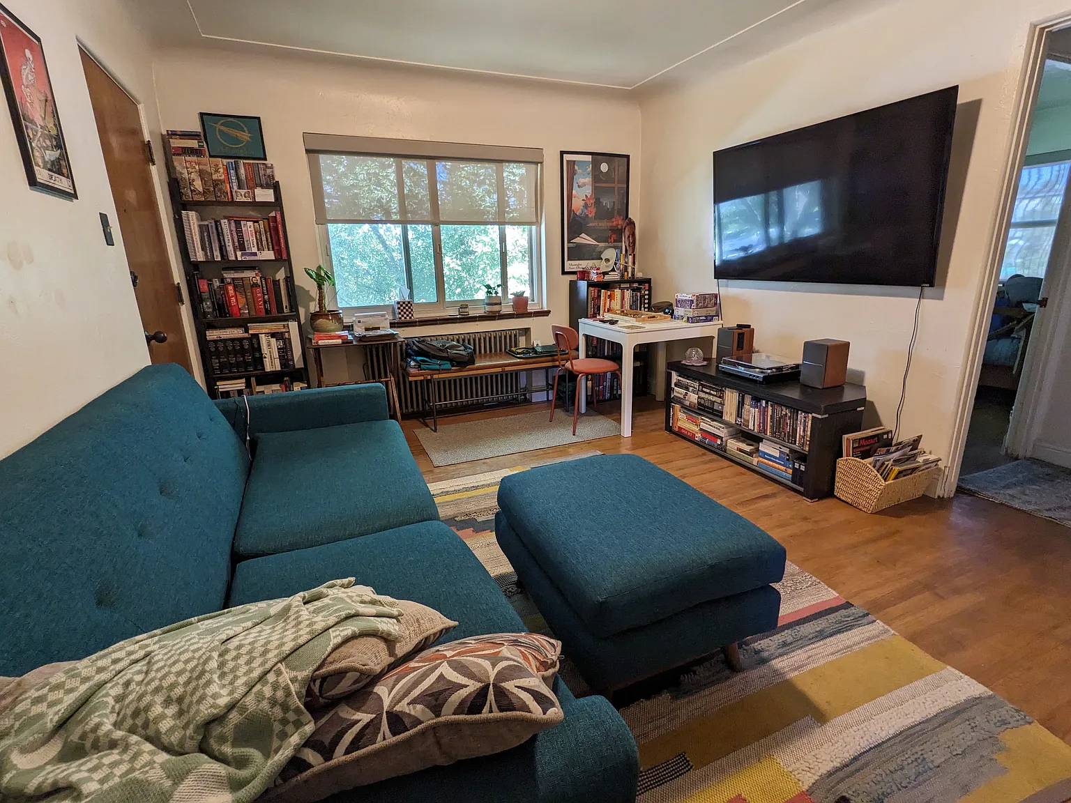 2 bed, 741 sqft, $2,249 — Photo 1