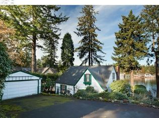 425 Northshore Rd, Lake Oswego, OR 97034