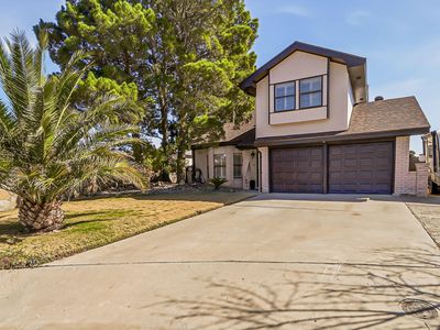 1758 Astronaut Pl, El Paso, TX, 79936