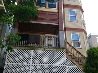 7 Juliette St, Dorchester, MA 02122