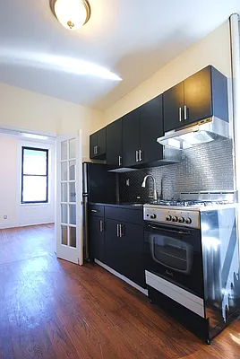 Rented by Bold New York | media 48