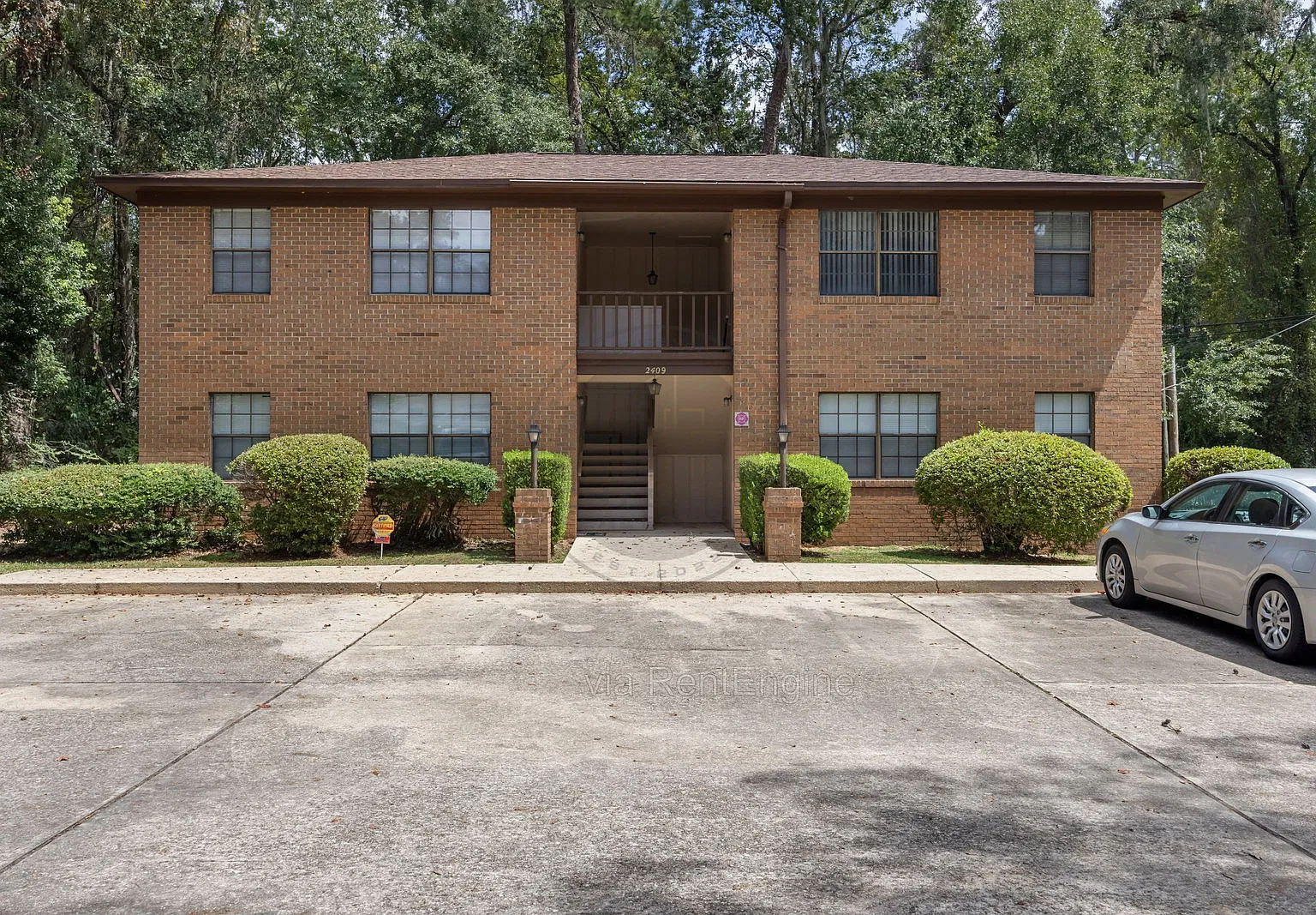 1 bed, 1.0 bath, 757 sqft, $865 — Photo 1