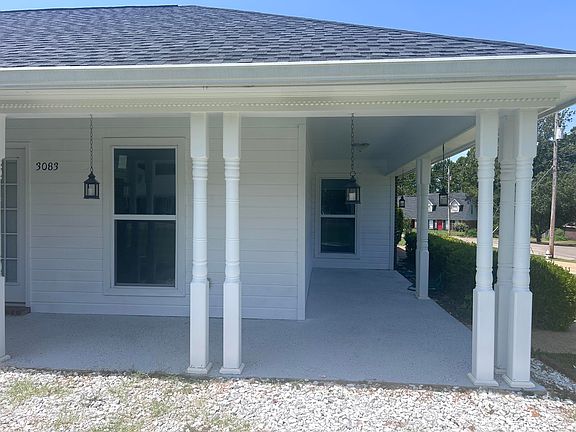 3rd image of 3083 Craigmont Cir