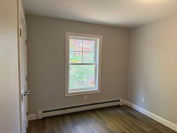 4th image of 39 Range Hill Rd #39