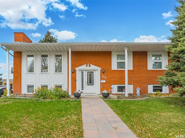 430 Kingsmere Boulevard, Saskatoon, SK S7J 3V1