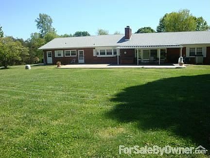 2nd image of 2836 Sigfield Dr