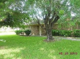 1805 Duroux Rd, La Marque, TX 77568