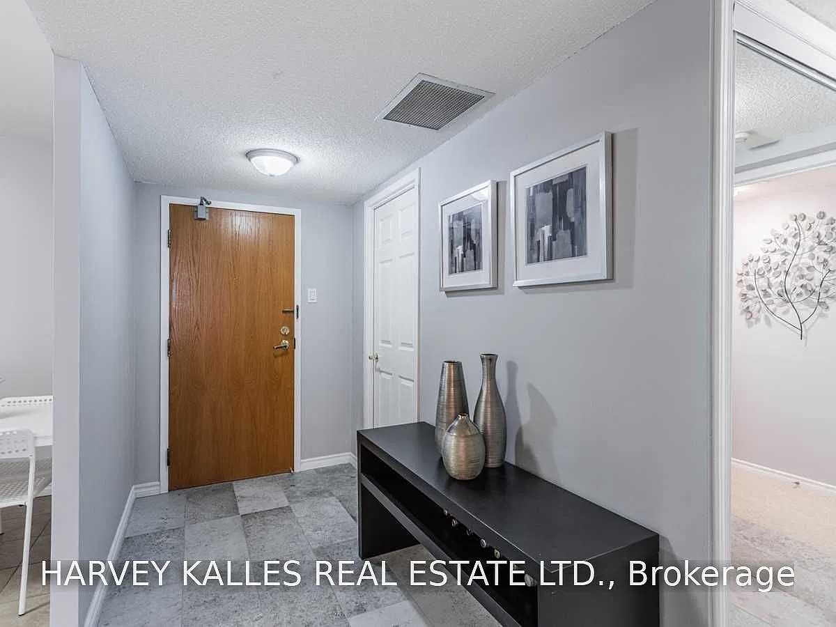 3 bed, $3,000 — Photo 3