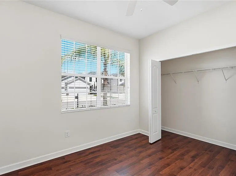 3053 Youngford St — Photo 7