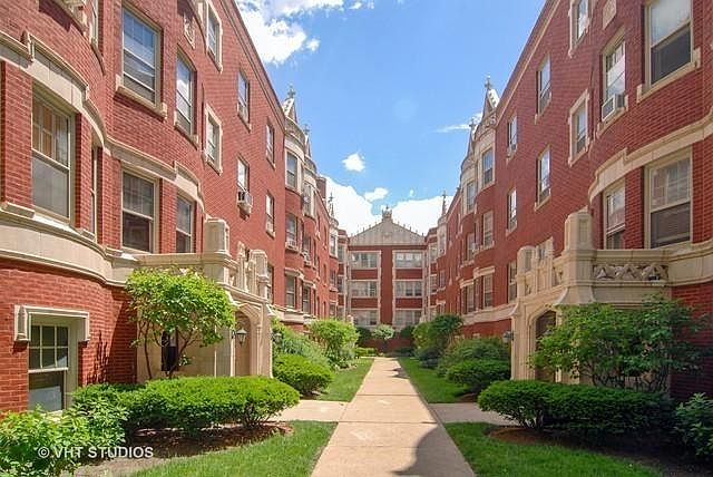 1st image of 228 N Oak Park Ave #2M