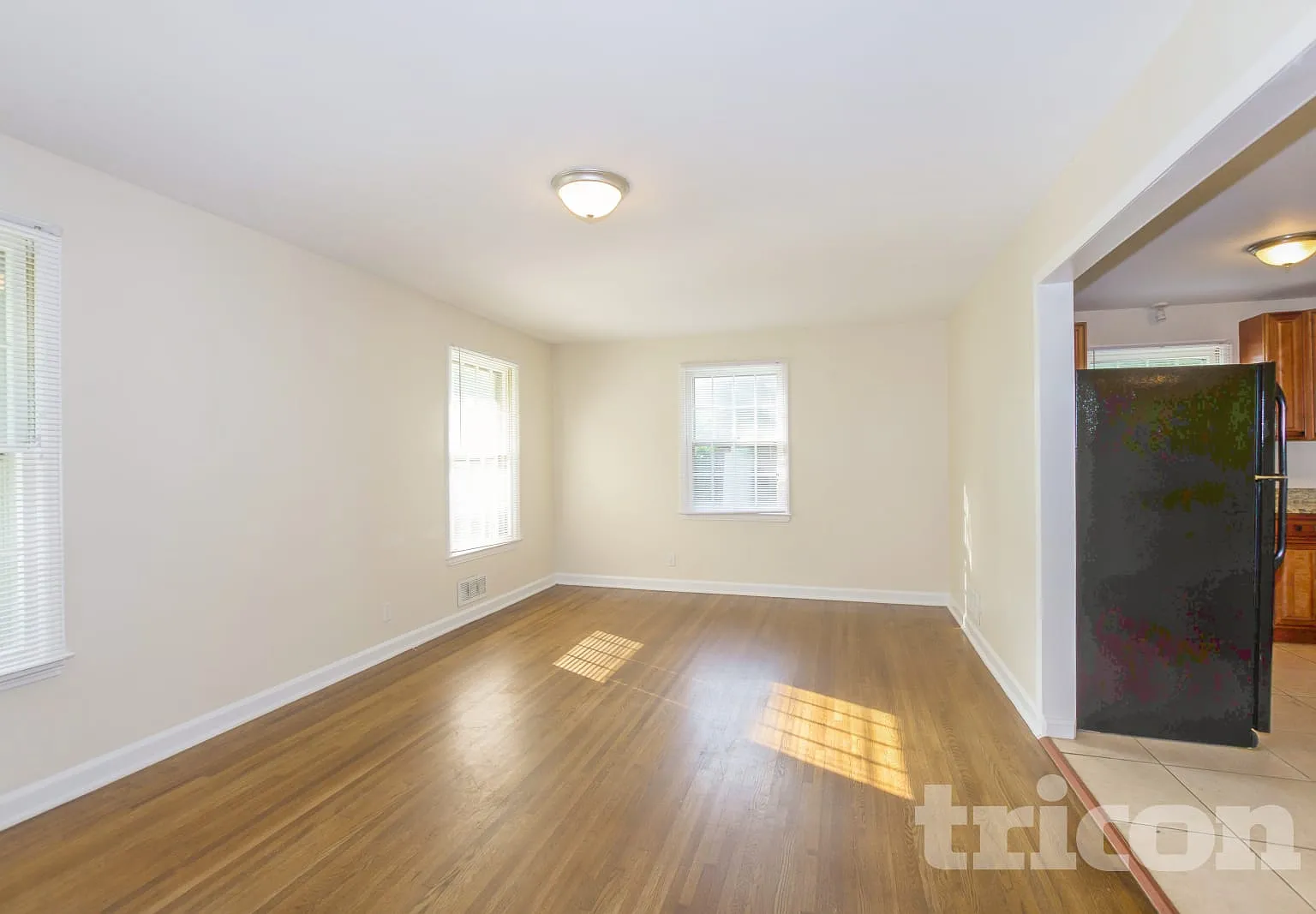 4200 Gladstone Lane Charlotte NC — Photo 2
