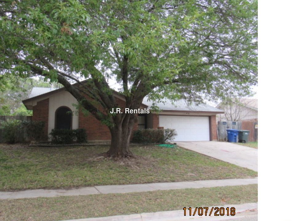 1st image of 1011 N 4th St
