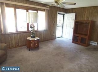 26 N Browning Ave, Somerdale, NJ 08083