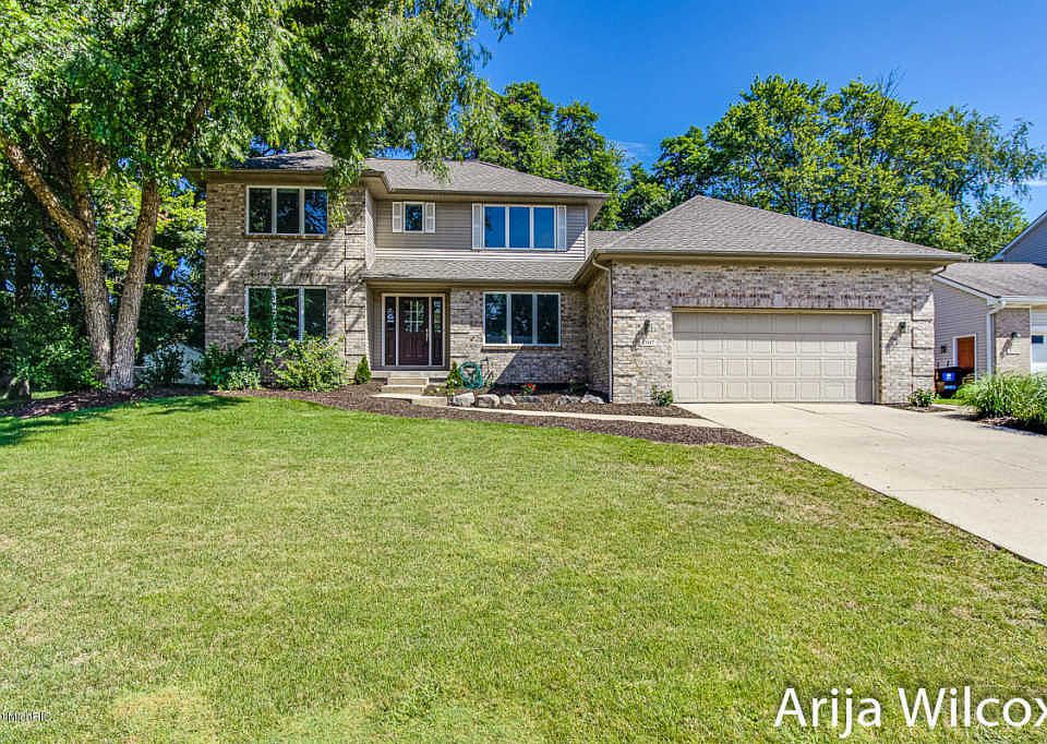 1st image of 4507 Orchard Creek Dr SE