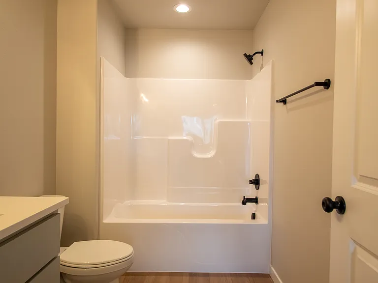 1129 Jill Dr W — Photo 11