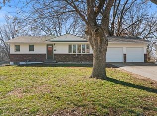 4309 E 137th St, Grandview, MO 64030