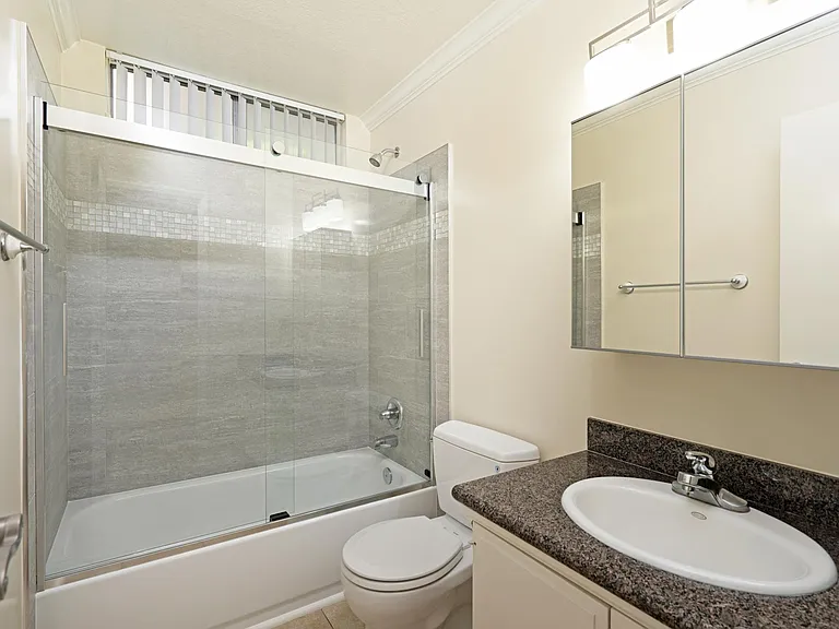 2266 Cazador Dr #4 — Photo 16