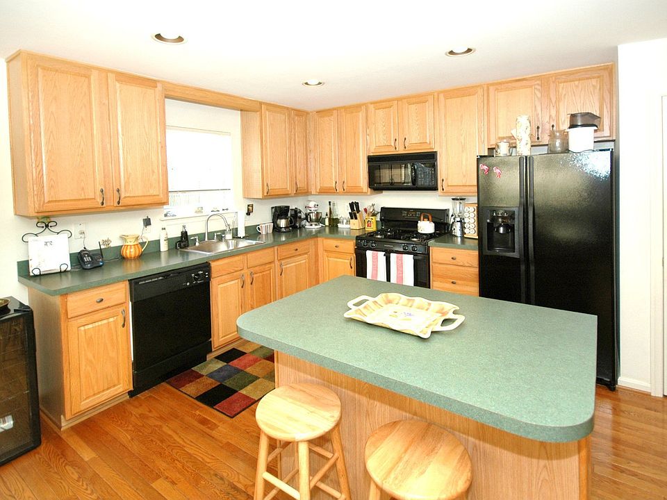 2nd image of 4614 Ashforth Way
