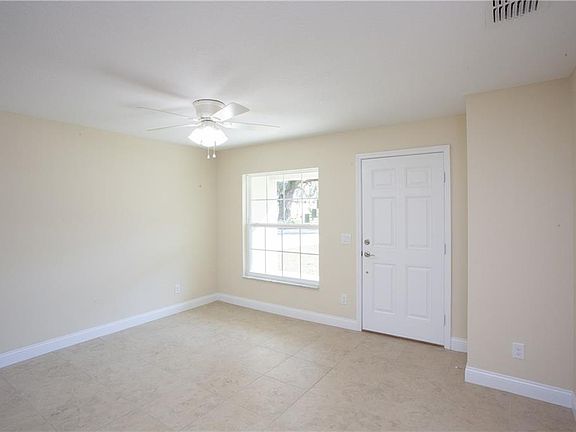 3rd image of 707 N Cleveland Ave