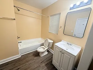 614 E Solomon St — Photo 9