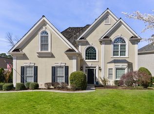 2460 Village On The Grn, Roswell, GA 30076