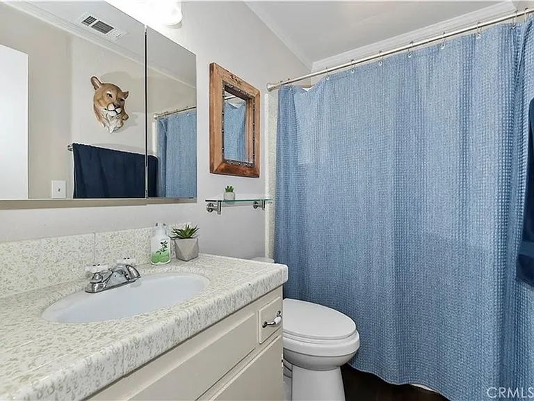 28393 Larchmont Ln #28393 — Photo 2