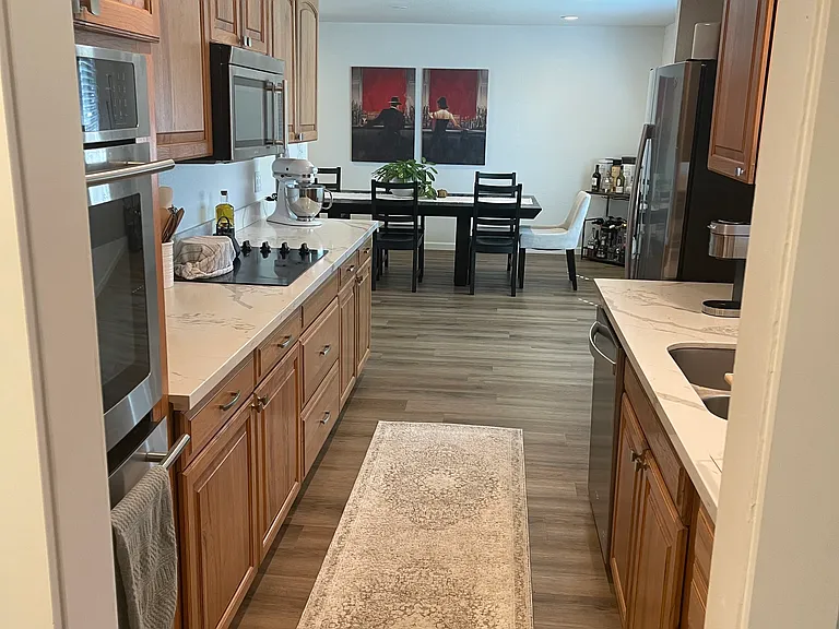 3882 Arrowhead Dr — Photo 3