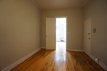 Rented by Rennit Inc.