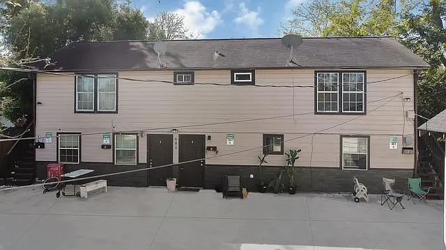 1 bed, 1.0 bath, 1040 sqft, $950 — Photo 2