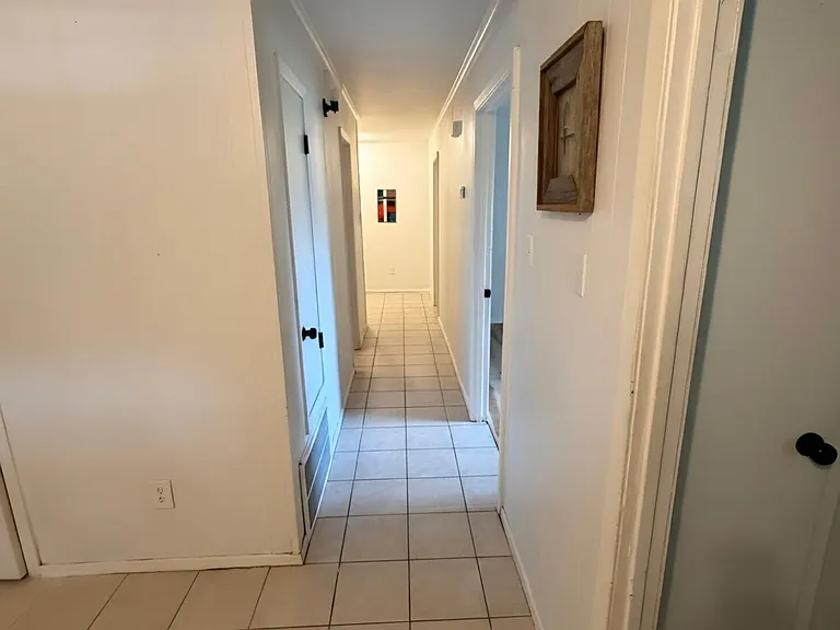 111 N Island View Ave — Photo 6