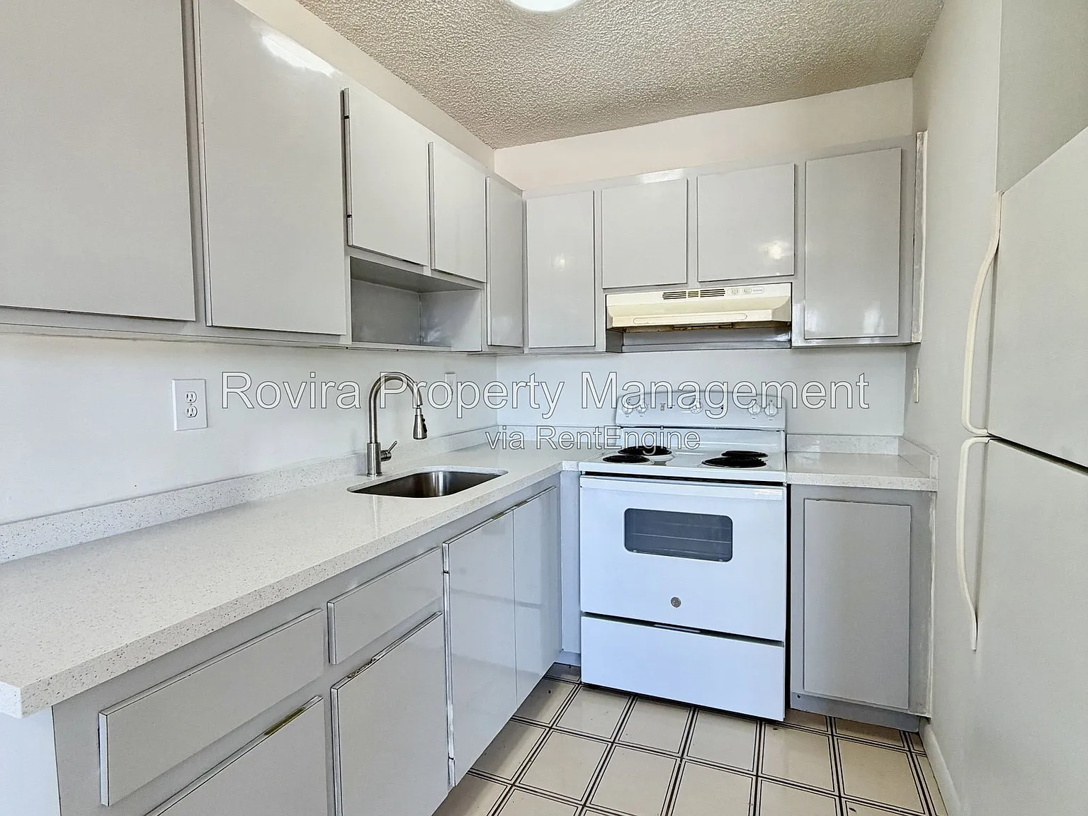 2 bed, 1.0 bath, 800 sqft, $1,950 — Photo 3