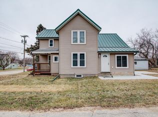 310 Kekoskee St, Mayville, WI 53050