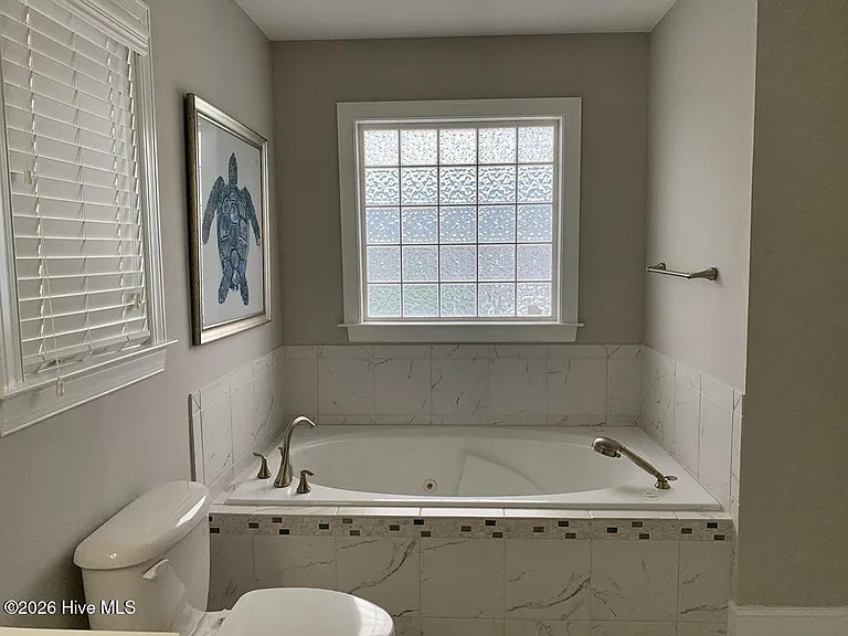 305 N Shore Dr — Photo 12