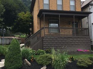 23 Main St, Freeport, PA 16229