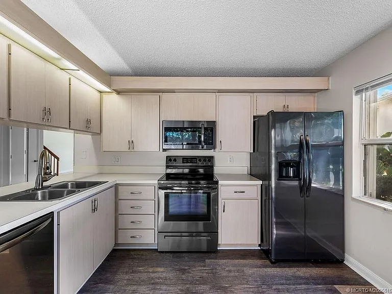 2905 SW Lakemont Pl #2905 — Photo 20