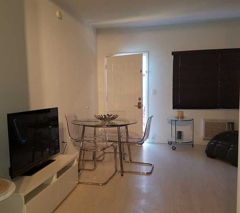 1st image of 1135 Euclid Ave #206