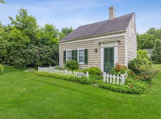 37130 Main Rd, Cutchogue, NY 11935