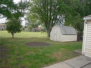 3rd image of 83 Nagel Dr