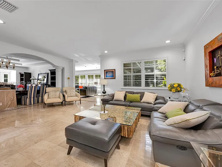 6200 Granada Blvd — Photo 7