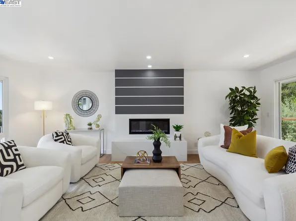 3484 Pinewood Dr, Hayward, CA 94542