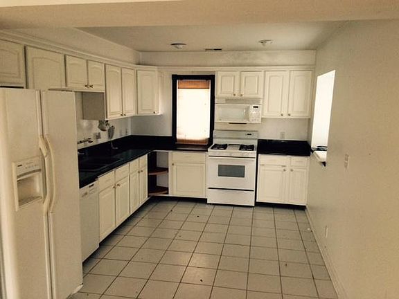4th image of N55W34695 Tweeden Ln