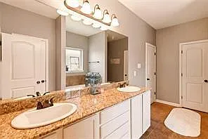 116 Meadow Spring Pl — Photo 7