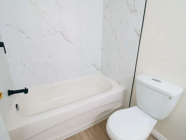 39 Mayfair Dr — Photo 20