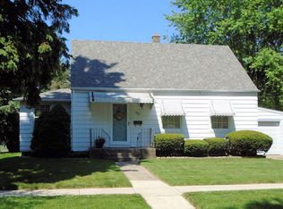 832 N 12th St, Rochelle, IL 61068