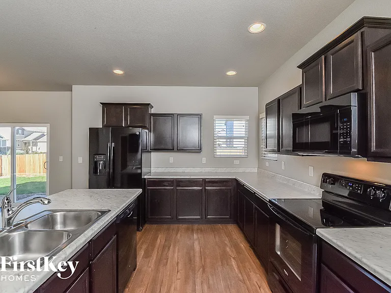 6192 Decker Dr — Photo 7