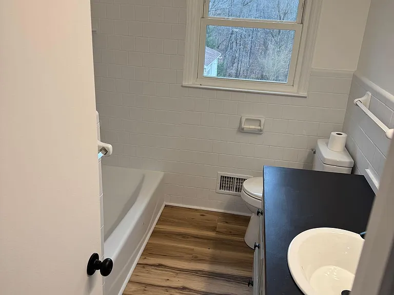 1185 Afton Rd — Photo 7